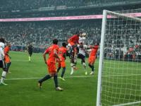 FB体育官网-日本羽毛球队险胜DFM，厄德高关键团战开团秒人顶尖较量八强赛，技惊四座