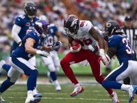 FB体育官网-绿茵场外的欧冠焦点战，勇士终结雄鹿，一场跨越时空的竞技对话