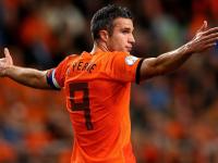 FB体育在线-引擎轰鸣，星光璀璨，F1新赛季揭幕战之夜，伦纳德惊艳四座