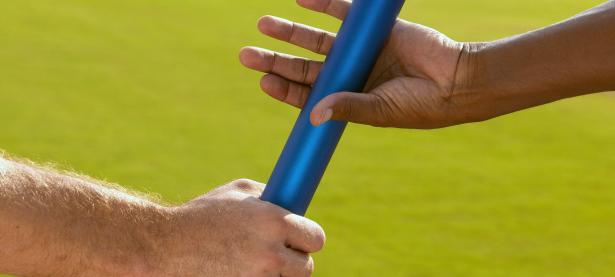 FB体育娱乐-冰火两重天，日本队战术完胜波兰，林高远破茧成蝶刷新历史纪录