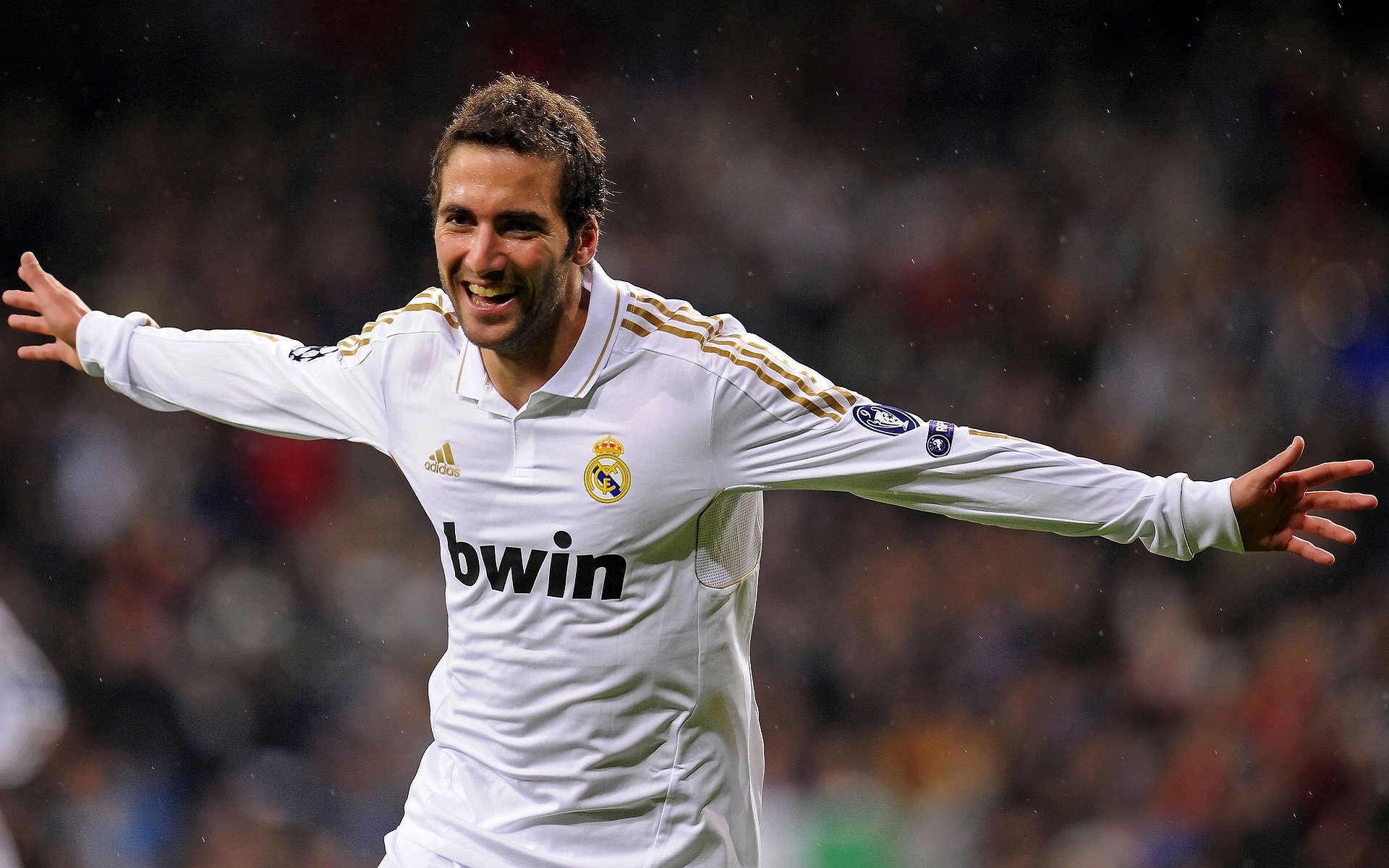 跨界战神，从CBA到世界杯，利拉德如何定义接管